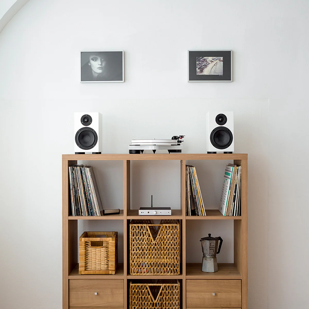 Pro-Ject RPM 1 Carbon Turntable - Image 14